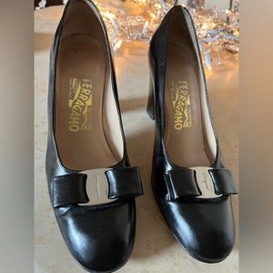 Salvatore Ferragamo pumps size 7 B